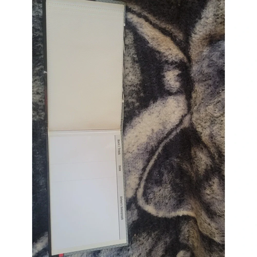 Kevin‎ Harvick #29 Goodwrench NASCAR Photo Book Notepad Set